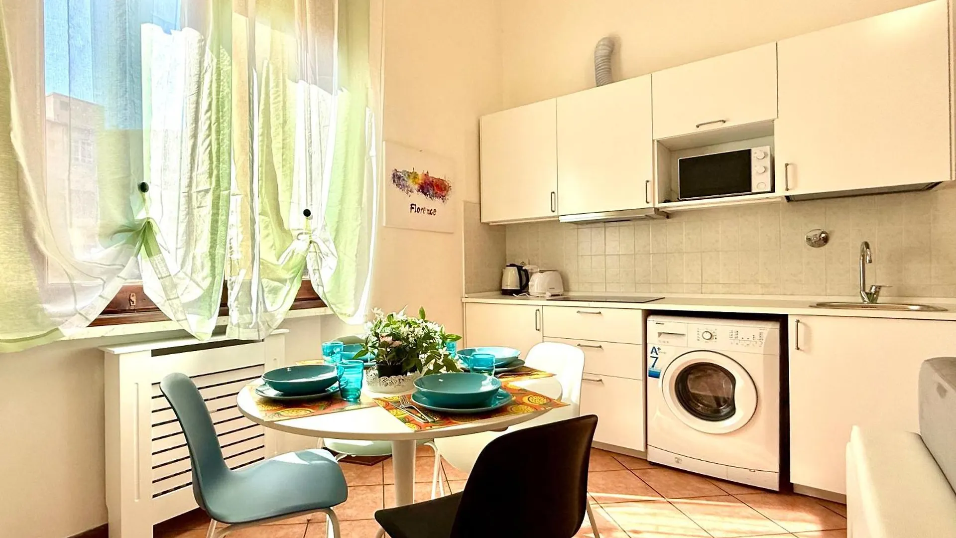 شقة Casa Ugo Porpora 102 In The Historic Center فلورنس
